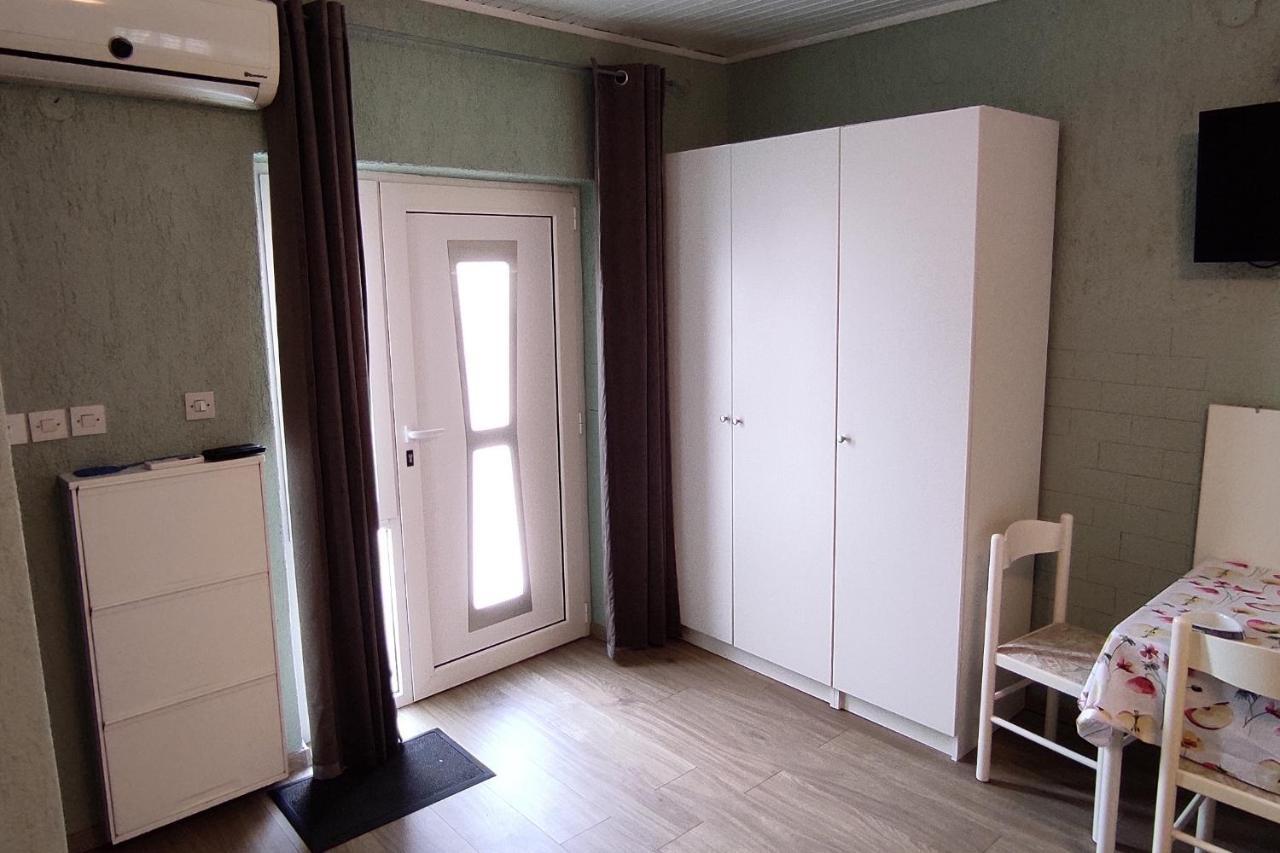 Studio Punat 5410A 외부 사진